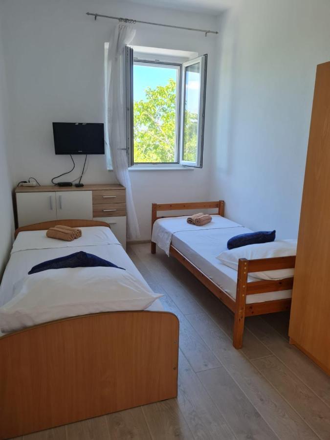 Lovely Apartment Omiš Dış mekan fotoğraf