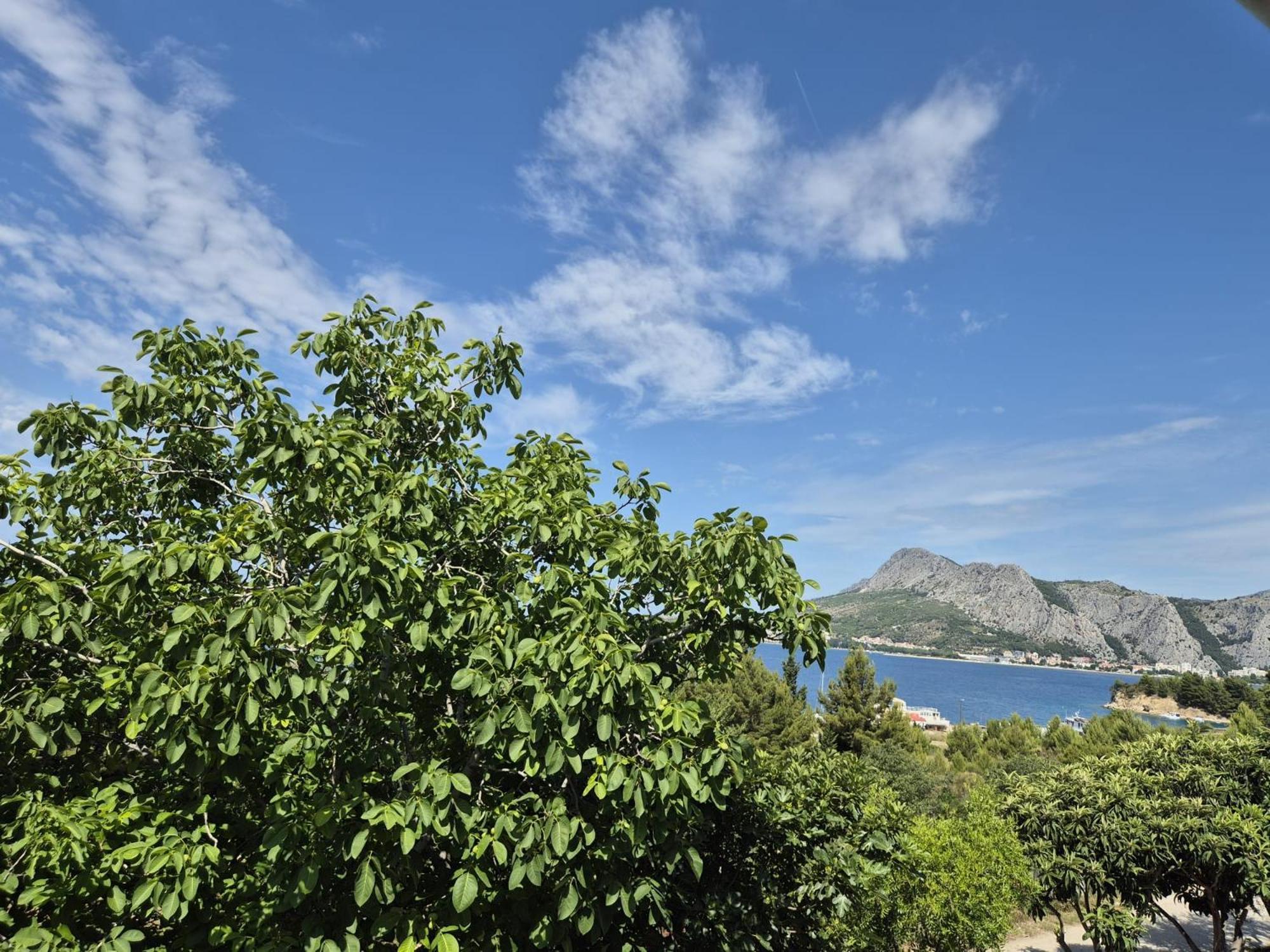 Lovely Apartment Omiš Dış mekan fotoğraf
